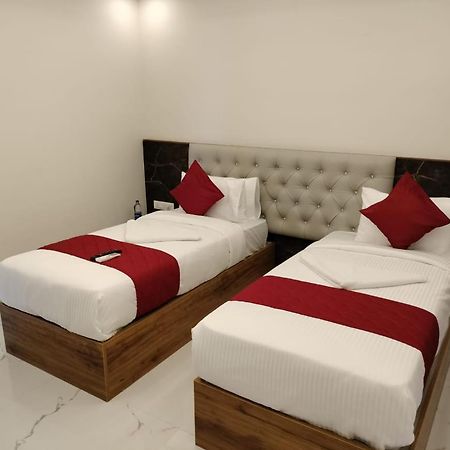 Mayuri Residency Hotel Attibele Ngoại thất bức ảnh