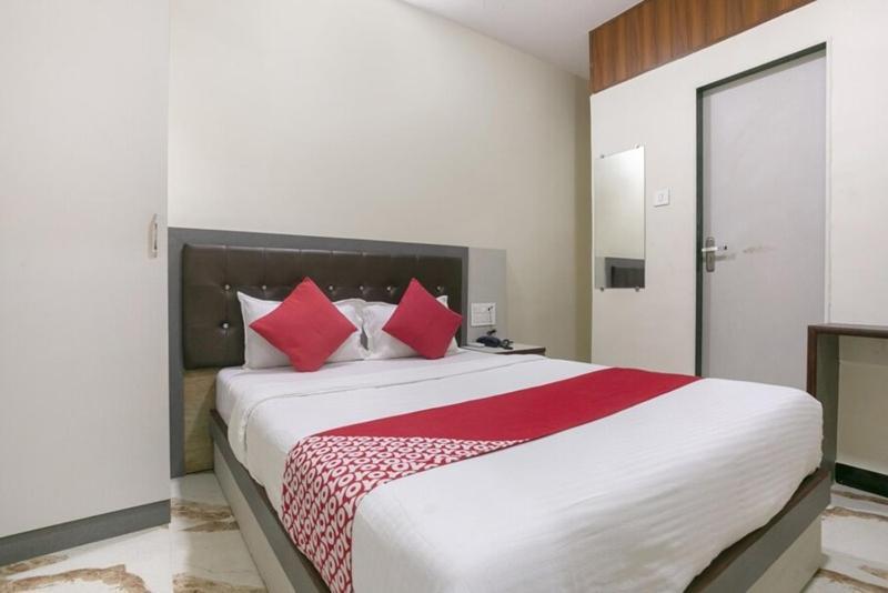 Mayuri Residency Hotel Attibele Ngoại thất bức ảnh